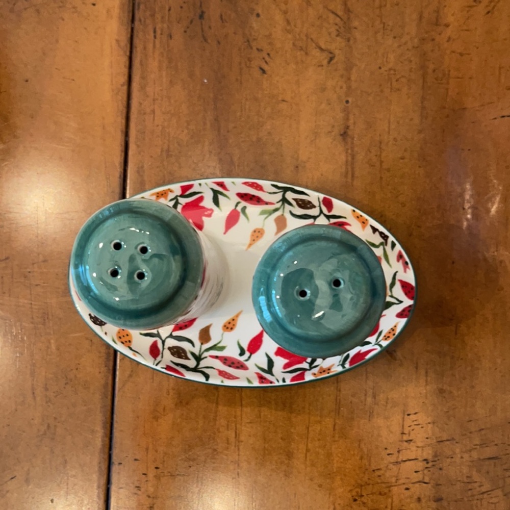 NWOT Anthro Inslee Fariss Autumn Turkey Salt and Pepper Shakers - Picture 4 of 6
